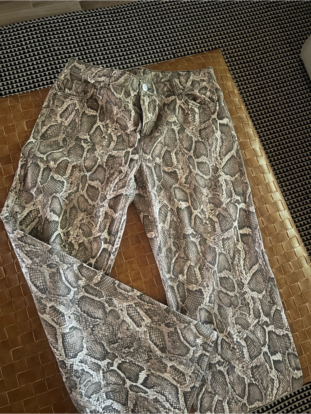 Women's Boot Cut Jeans in Snake Print Brown/Beige